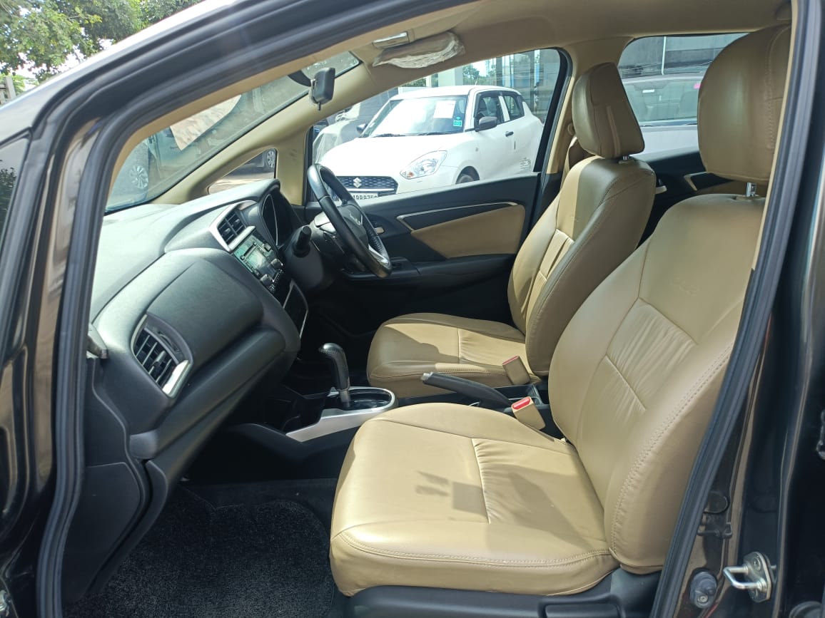 Maruti Suzuki Ertiga(2018-2022) Zdi Plus 1.5